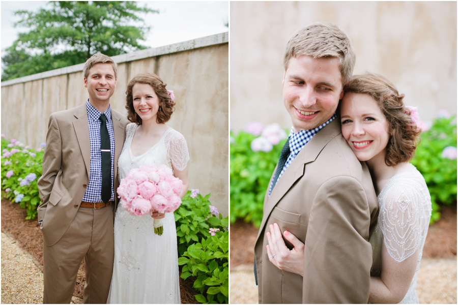 fun colorful alabama wedding photographer