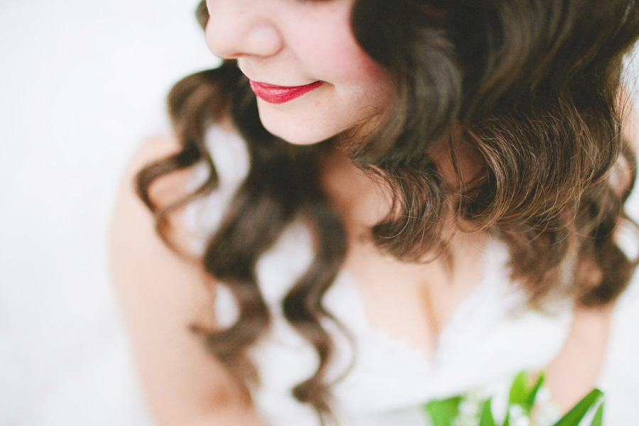 stunning bride with red lipstick