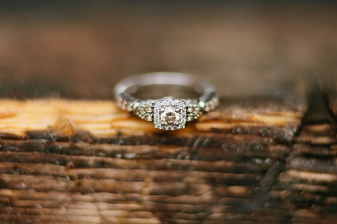 vintages style engagement ring