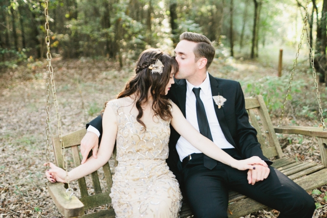 intimate hip alabama wedding