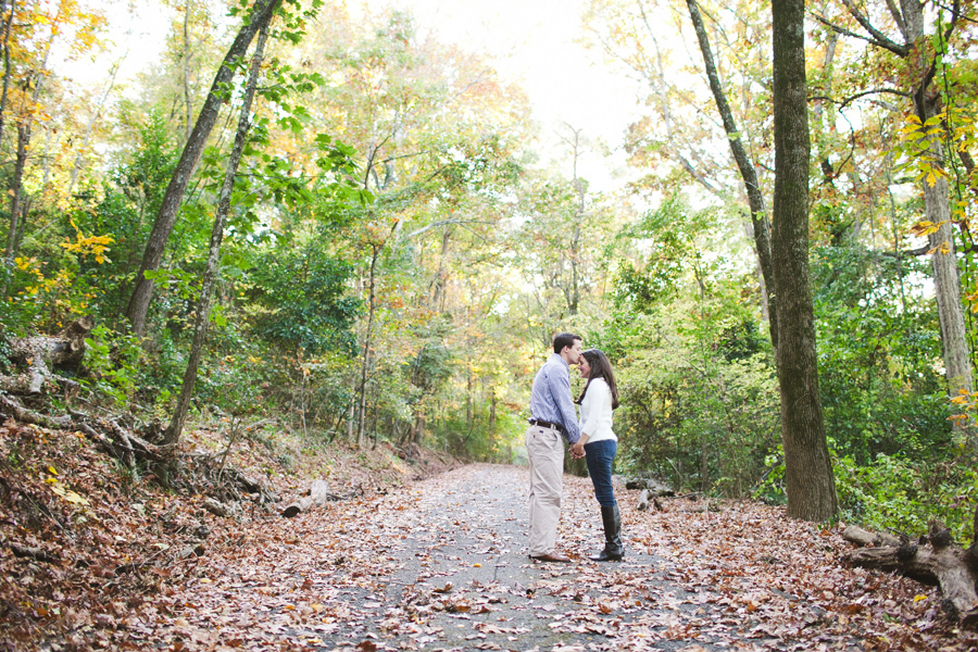 fall leaves engagement session