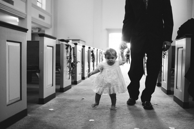 candid wedding moments